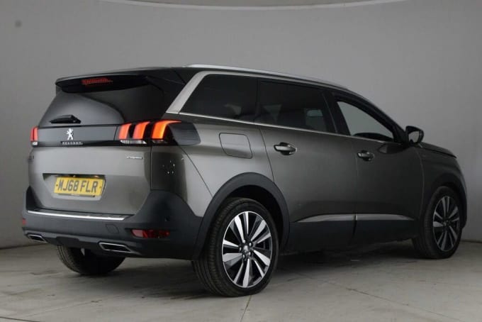 2025 Peugeot 5008