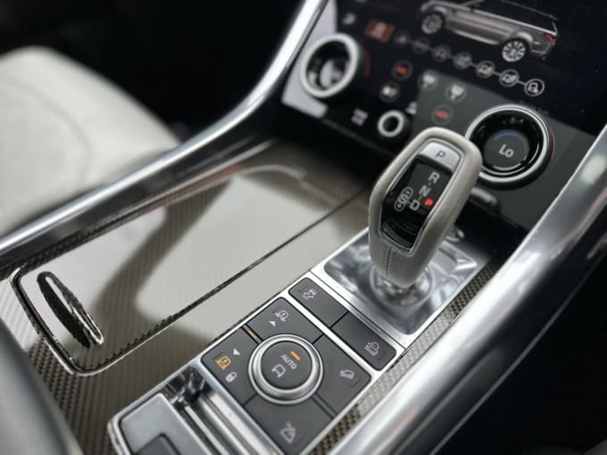 2025 Land Rover Range Rover Sport