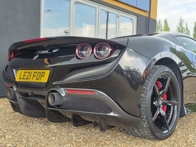 2025 Ferrari F8