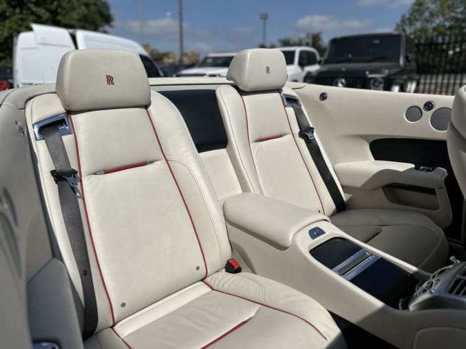 2025 Rolls-royce Dawn