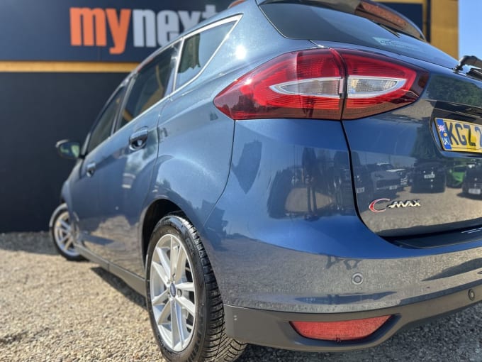 2025 Ford C-max