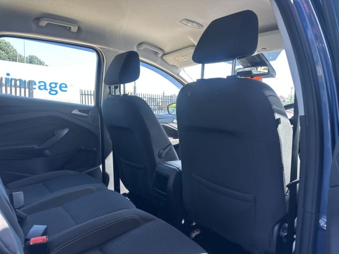 2025 Ford C-max