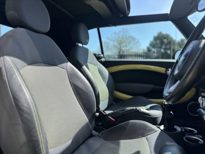 2025 Mini Convertible