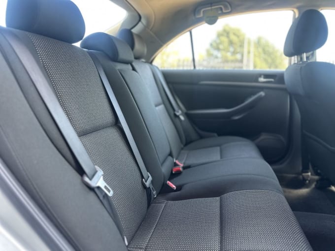 2025 Toyota Avensis