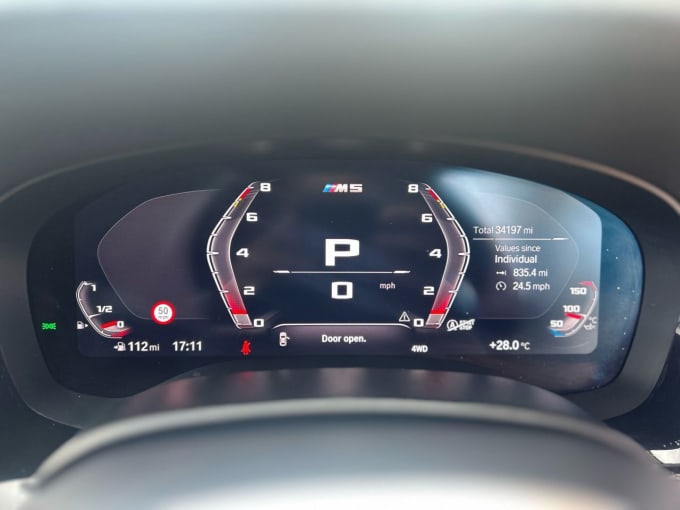 2025 BMW M5