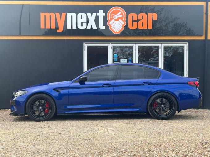 2025 BMW M5