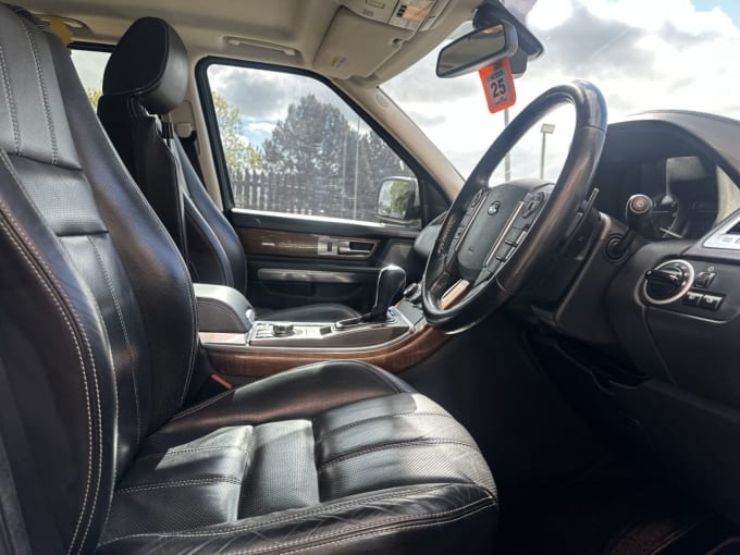 2025 Land Rover Range Rover Sport