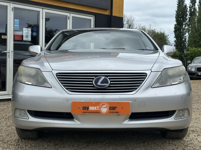 2025 Lexus Ls