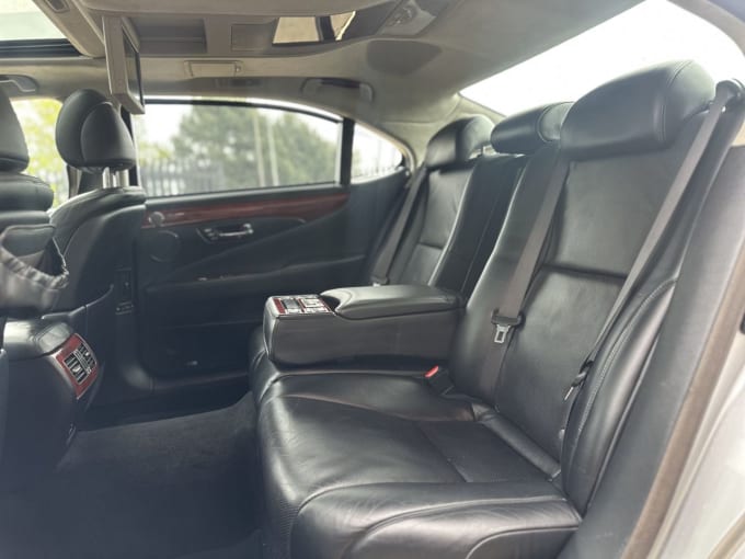 2025 Lexus Ls