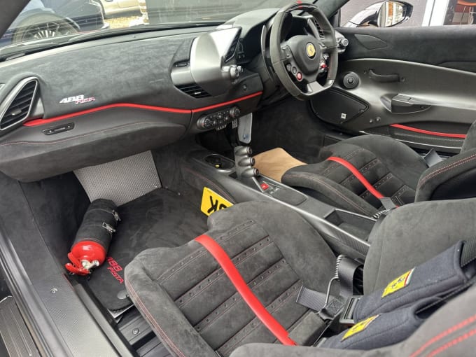 2025 Ferrari 488