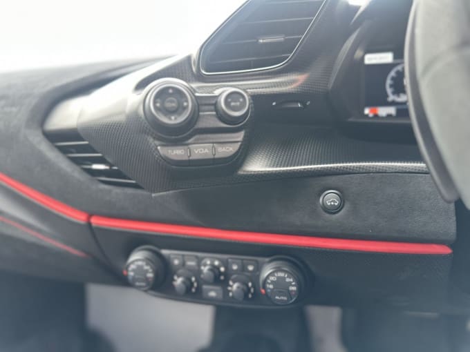 2025 Ferrari 488