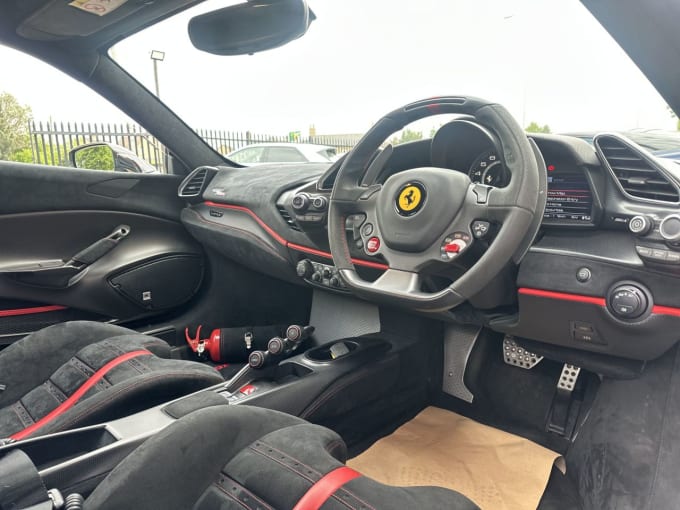 2025 Ferrari 488