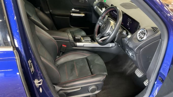 2025 Mercedes-benz Glb