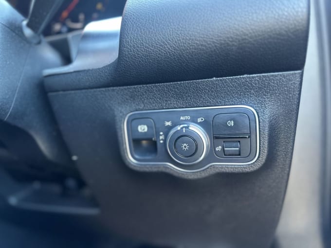 2025 Mercedes-benz Glb