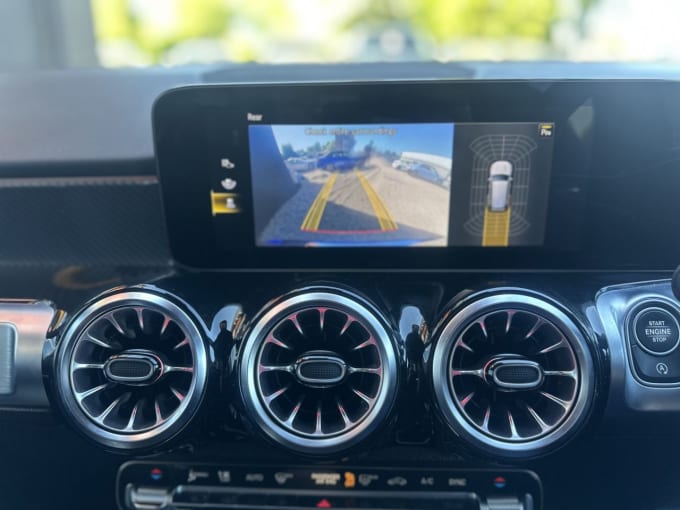 2025 Mercedes-benz Glb