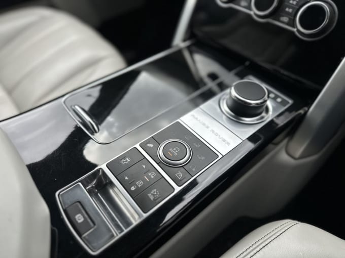 2025 Land Rover Range Rover