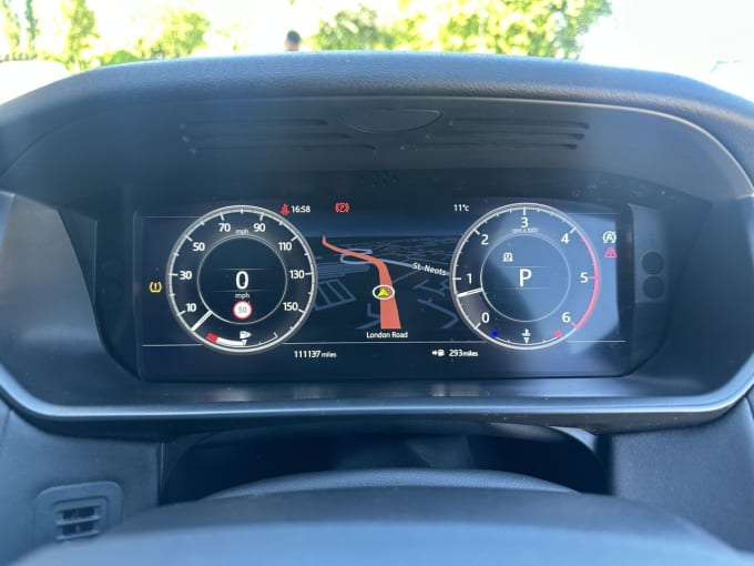 2025 Land Rover Discovery