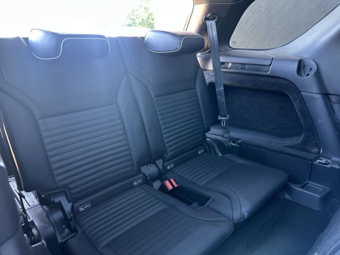 2025 Land Rover Discovery