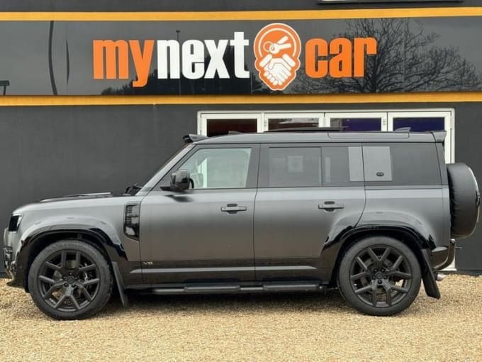 2023 Land Rover Defender