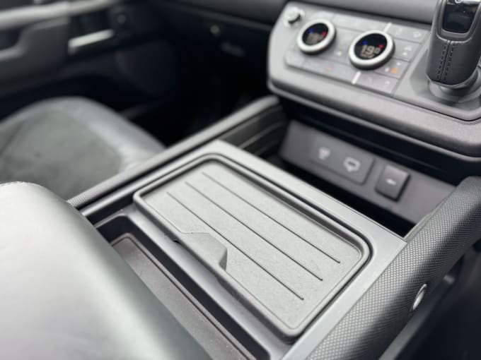 2023 Land Rover Defender