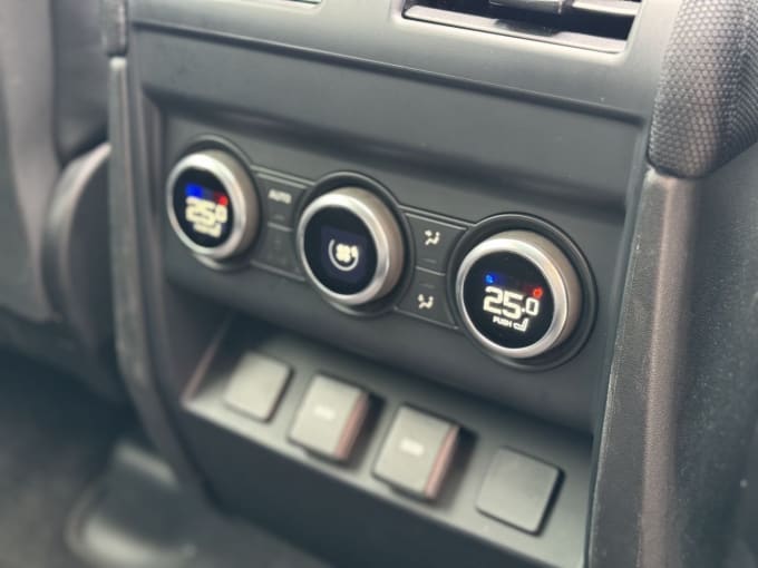 2023 Land Rover Defender
