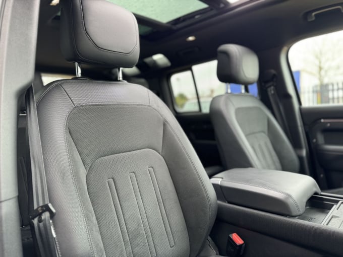 2023 Land Rover Defender