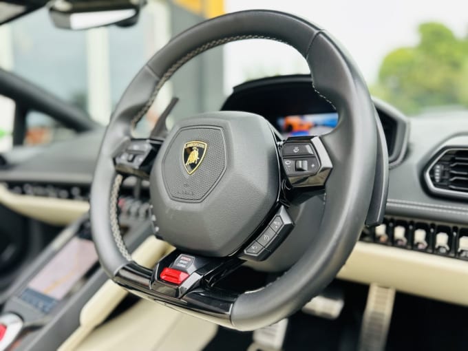 2025 Lamborghini Huracan
