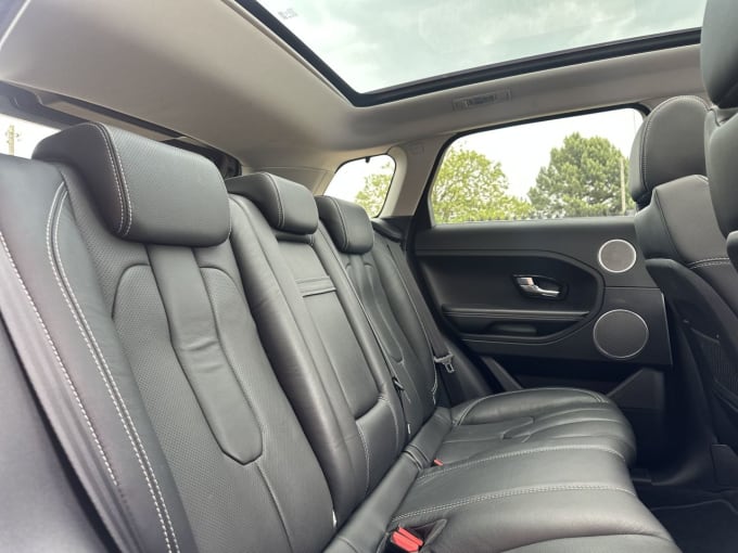 2025 Land Rover Range Rover Evoque