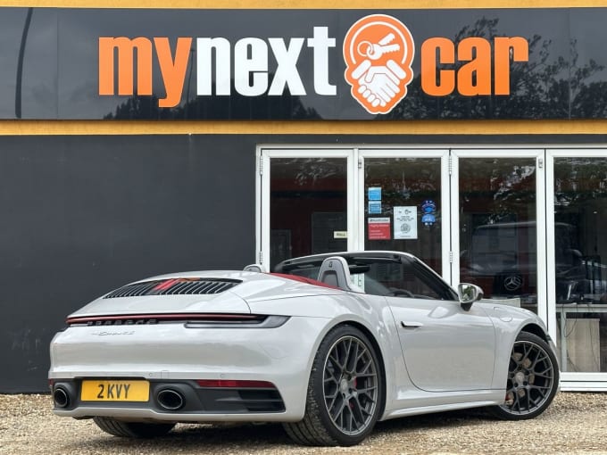 2025 Porsche 911