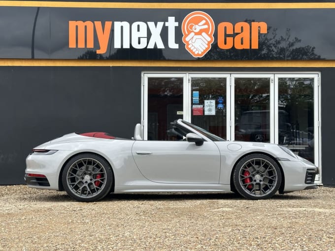 2025 Porsche 911