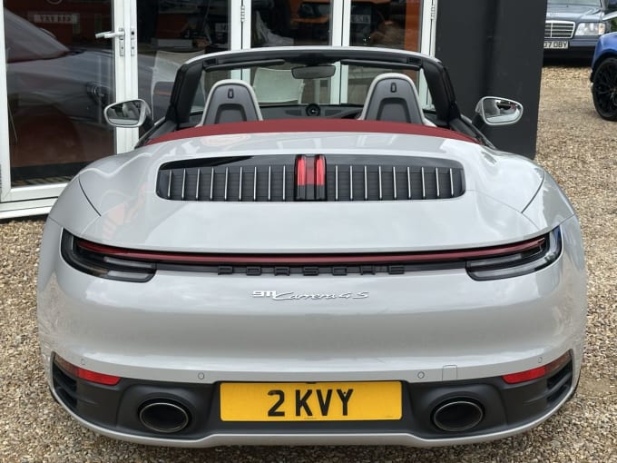 2025 Porsche 911
