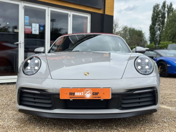2025 Porsche 911
