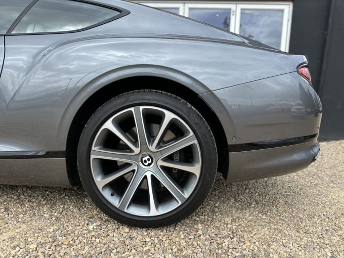 2025 Bentley Continental