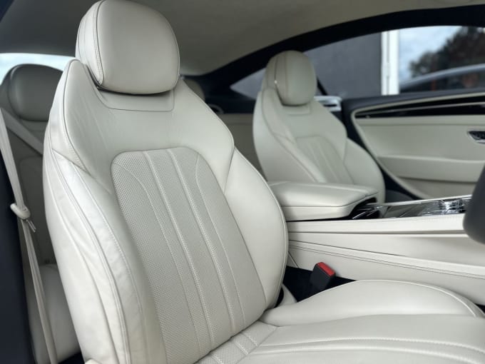 2025 Bentley Continental