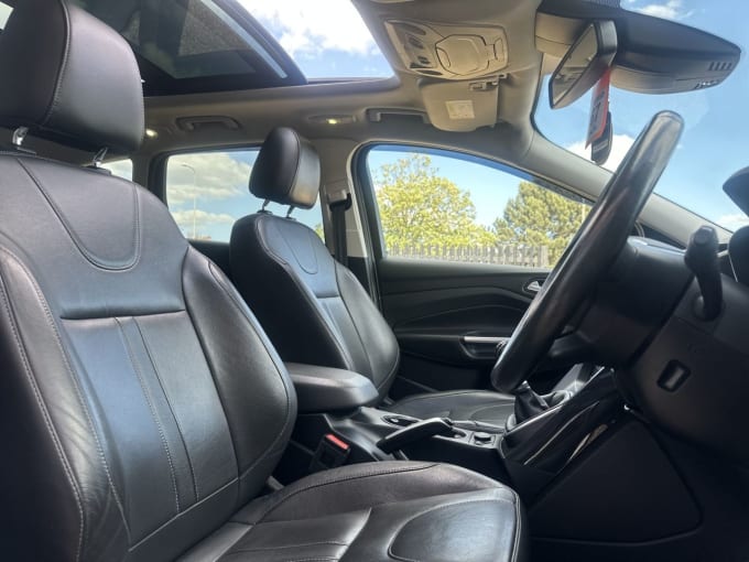 2025 Ford Kuga