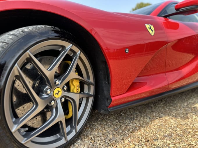 2025 Ferrari 812 Superfast
