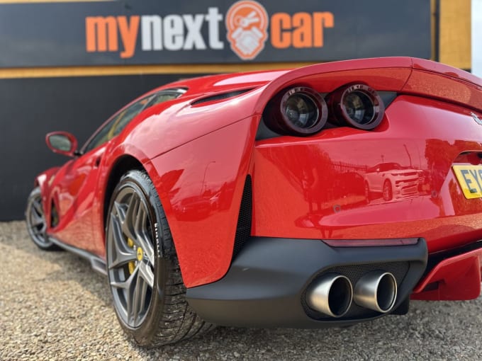2025 Ferrari 812 Superfast