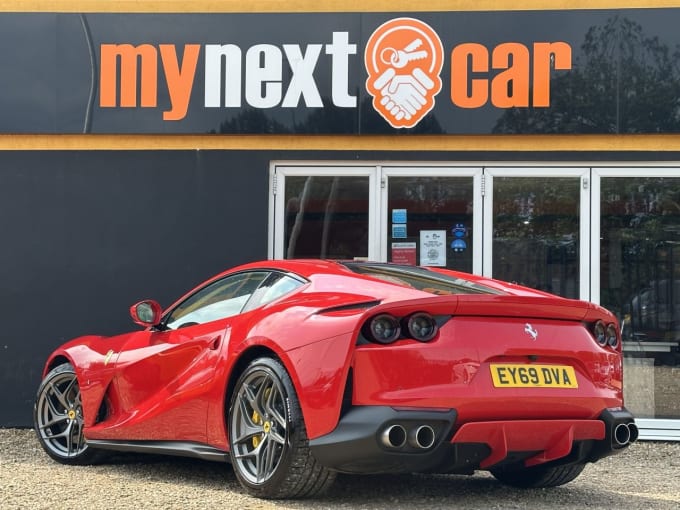 2025 Ferrari 812 Superfast