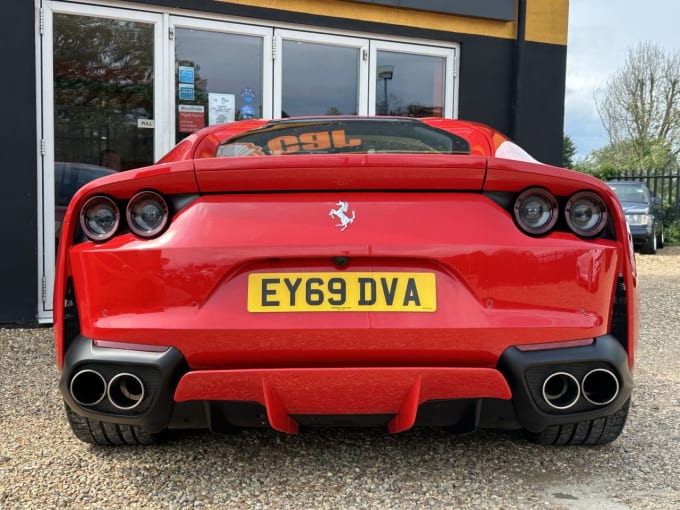 2025 Ferrari 812 Superfast