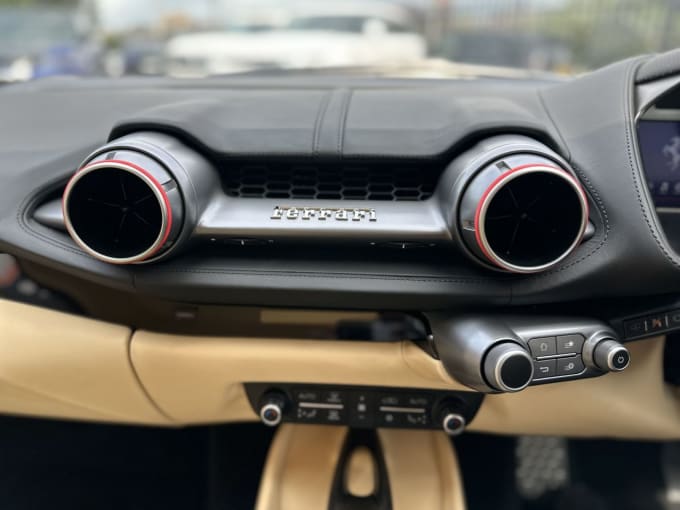 2025 Ferrari 812 Superfast
