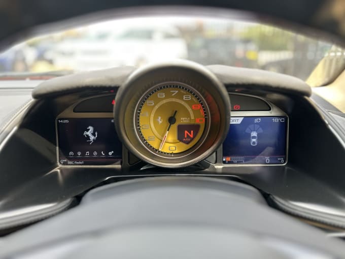 2025 Ferrari 812 Superfast