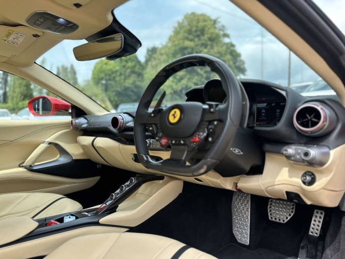 2025 Ferrari 812 Superfast