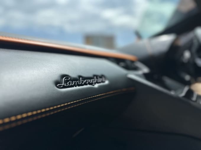 2025 Lamborghini Aventador