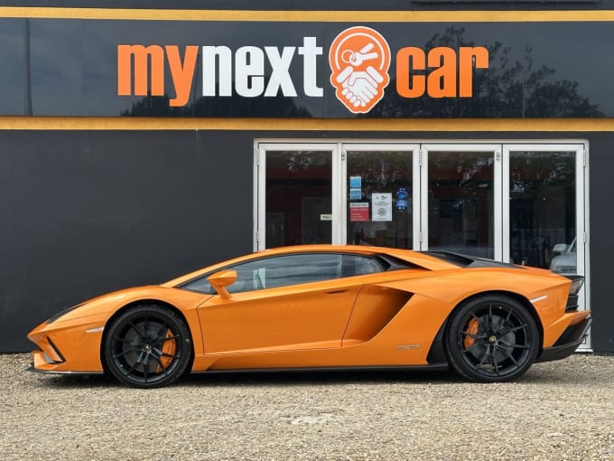 2025 Lamborghini Aventador