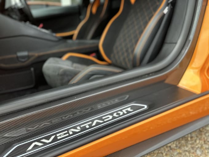 2025 Lamborghini Aventador