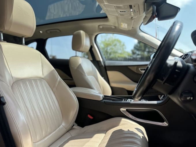 2025 Jaguar F-pace