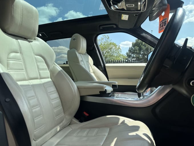 2025 Land Rover Range Rover Sport