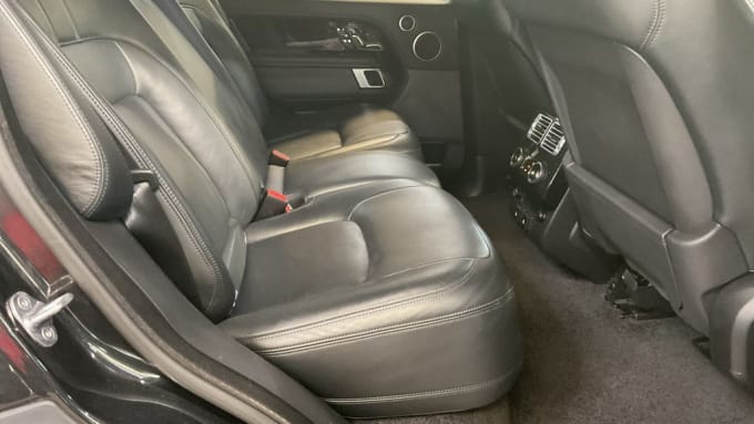 2025 Land Rover Range Rover