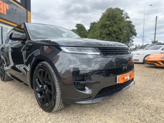 2025 Land Rover Range Rover Sport