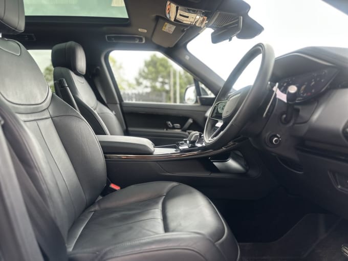 2025 Land Rover Range Rover Sport